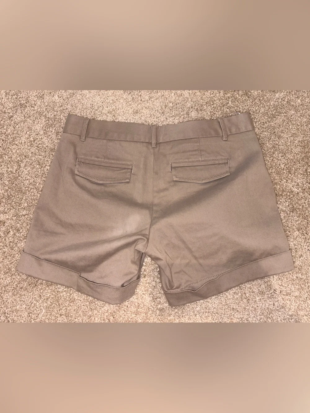 Banana Republic Women’s Khaki Flat-Front Shorts